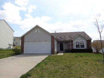 211 Lakeview Dr, Franklin, OH 45005 