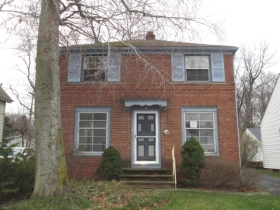 5461 Dalewood Avenu, Maple Heights, OH 44137 