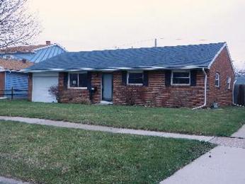 3302 N Reach Dr, Oregon, OH 43616 