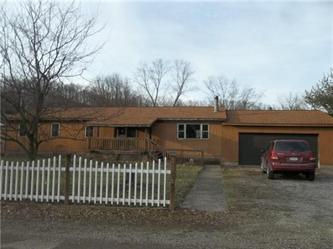318 Echo Valley Rd, Waterford, OH 45786 