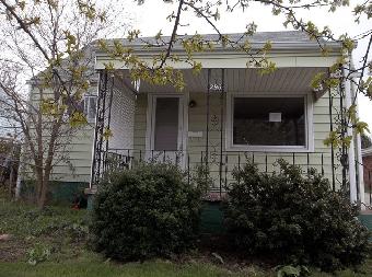 296 Sanderson Ave, Campbell, OH 44405 