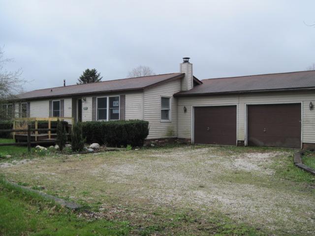 9236 Pierce Rd, Garretsville, OH 44231 