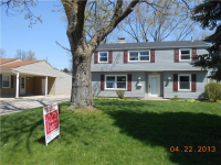 390 Carilla Ln, Columbus, OH 43228 