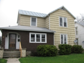 419 E Carrol St, Kenton, OH 43326 