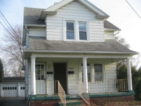 2725 Schneider Rd, Toledo, OH 43614 