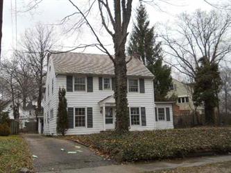 3395 Glencairn Rd, Shaker Heights, OH 44122 