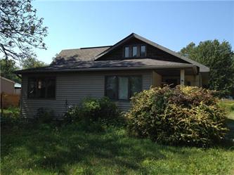 724 Alameda Ave, Sheffield Lake, OH 44054 