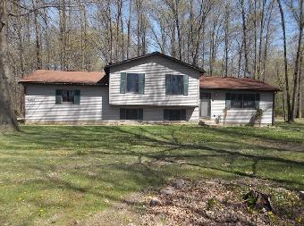 9539 Cable Line Rd, Diamond, OH 44412 