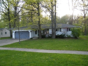 388 Buckeye Drive, Sheffield Lake, OH 44054 