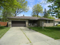 5329 Seven Pines Dr, Lorain, OH 44053 