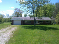 8411 Sharp Ln, Chesterland, OH 44026 
