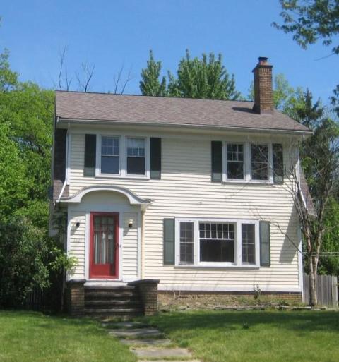 3327 Dellwood Rd, Cleveland Heights, OH 44118 