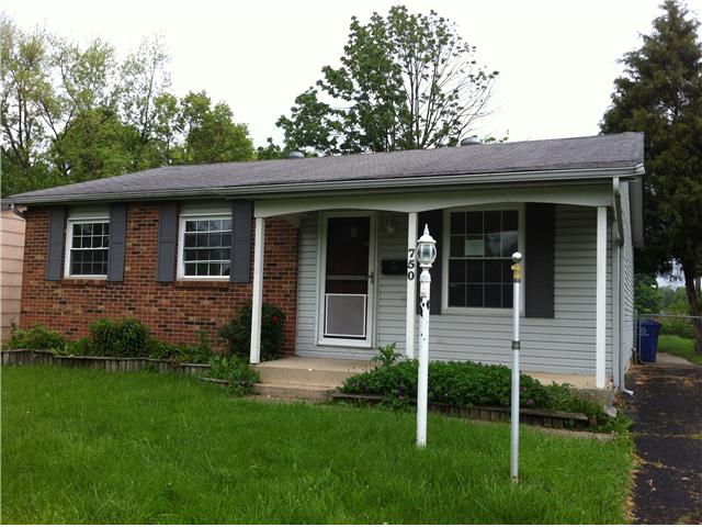 750 Bradwell Dr, Columbus, OH 43207 
