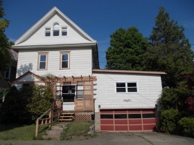 118 Orchard St, Orrville, OH 44667 