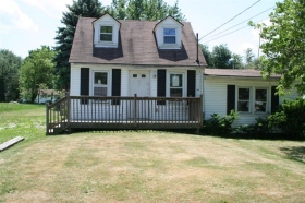 308 Jarvis Rd, Akron, OH 44319 