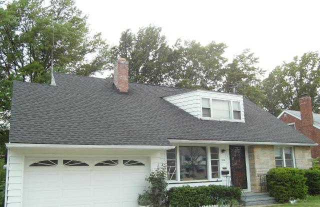 2332 N Taylor Rd, Cleveland Heights, OH 44112 