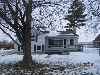 5504 Moline Martin Rd, Walbridge, OH 43465 