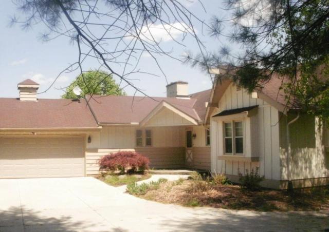 10133 Echo Hill Dr, Brecksville, OH 44141 