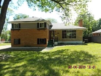 575 Elm Grove Dr, Dayton, OH 45415 