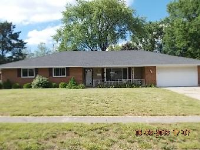 317 Camborne Dr, Englewood, OH 45322 