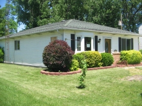 1971 Wiler Ln, Toledo, OH 43611 