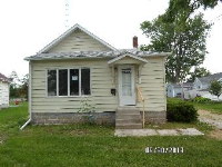 330 N Locust St, Oak Harbor, OH 43449 