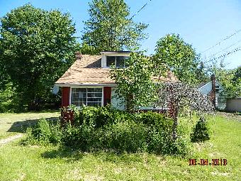 7477 Southland Dr, Mentor On The Lake, OH 44060 