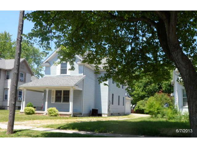 523 E Elm St, Wauseon, OH 43567 