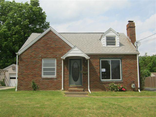 3007 15th St NW, Canton, OH 44708 