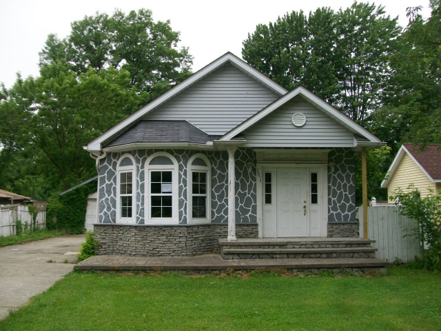 3854 Dunton Rd, Lorain, OH 44055 