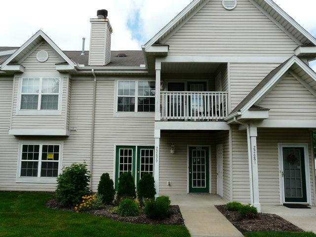 22679 Lenox Dr Unit 611, Fairview Park, OH 44126 