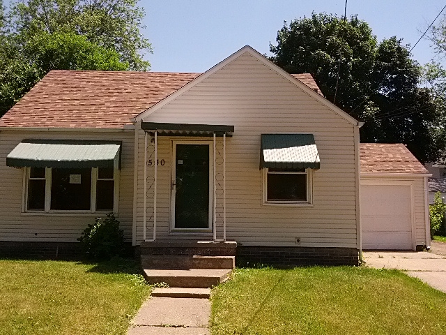 1530 Downing Ct NE, Canton, OH 44714 