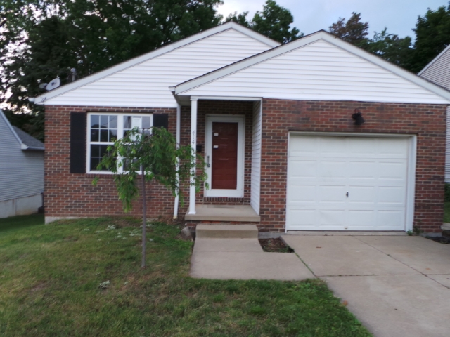 414 Shaw Ave NE, Massillon, OH 44646 