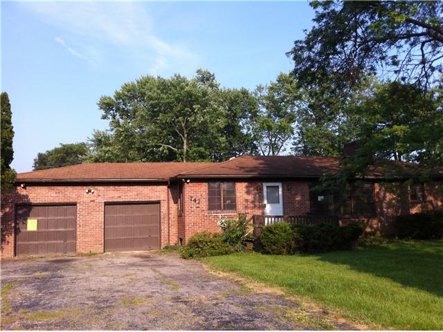 742 Beechwood Rd, Columbus, OH 43213 