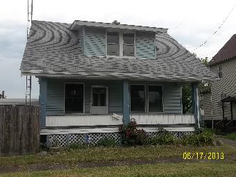 2015 10th St SW, Canton, OH 44706 