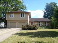 2600 Crafton Cir NW, North Canton, OH 44720 