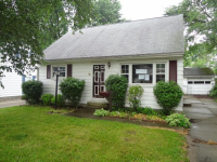 3385 Elmwood St, Cuyahoga Falls, OH 44221 