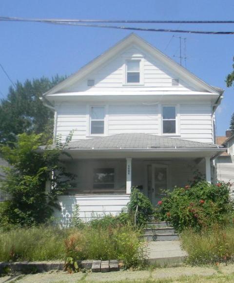 1404 Andrus St, Akron, OH 44301 