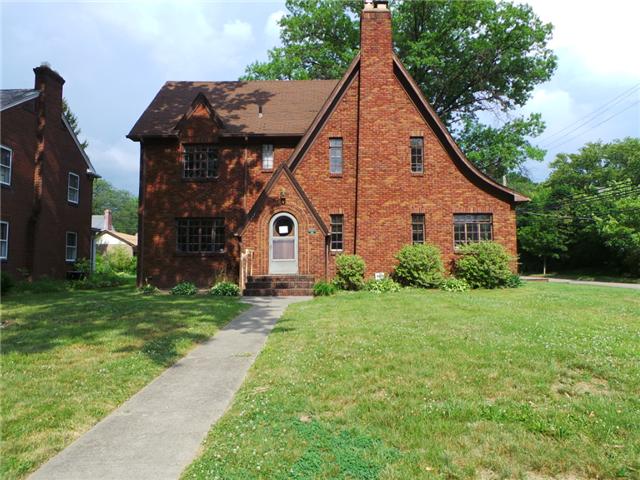 657 Orlando Avenue, Akron, OH 44320 