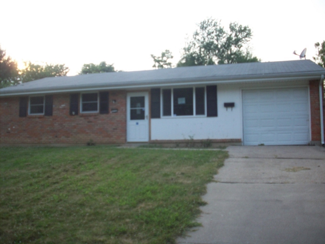 10192 Storm Dr, Cincinnati, OH 45251 