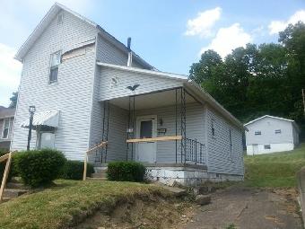 1628 Hay Ave, Coshocton, OH 43812 