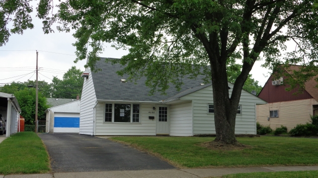 4098 Virginia Cir E, Whitehall, OH 43213 