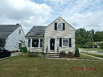 4249 Harwood Rd, South Euclid, OH 44121 