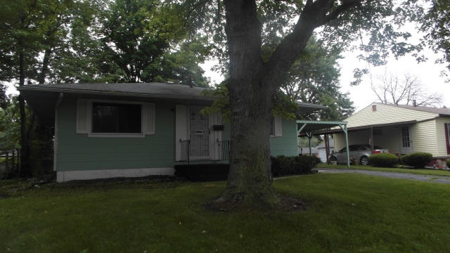 1326 Essex Dr, Lima, OH 45804 