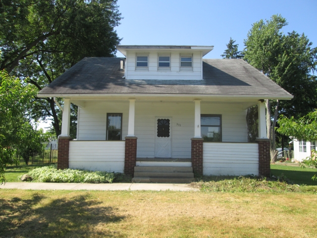 311 Clayton St, Centerburg, OH 43011 