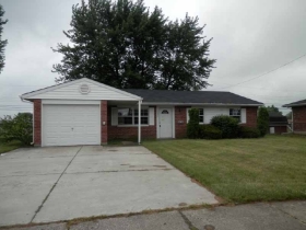 1852 Fair Oak Dr, Sidney, OH 45365 