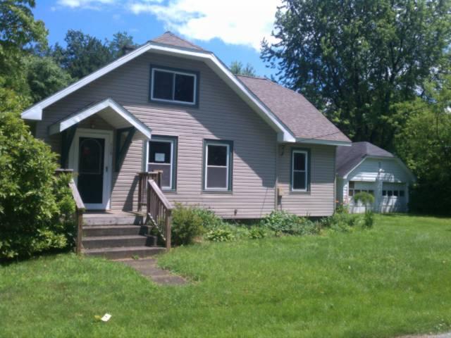 418 Longview Ave, Conneaut, OH 44030 