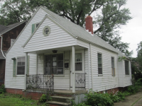 20516 Franklin Rd, Maple Heights, OH 44137 