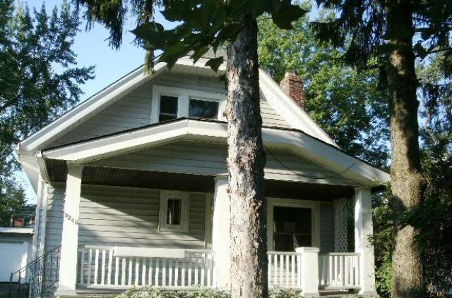 5246 Oakmont Dr, Lyndhurst, OH 44124 