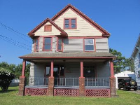 30 Earl St, Girard, OH 44420 
